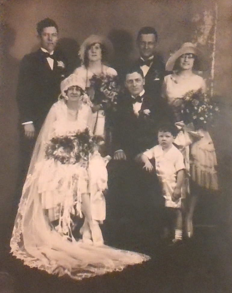 Anishanslin Family in St. Louis