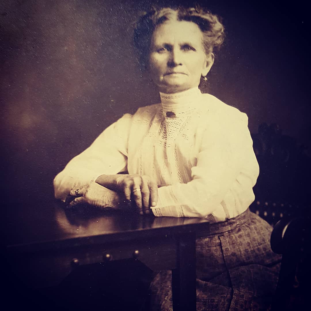 Anishanslin Family Member in St. Louis